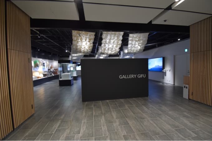 gallery1